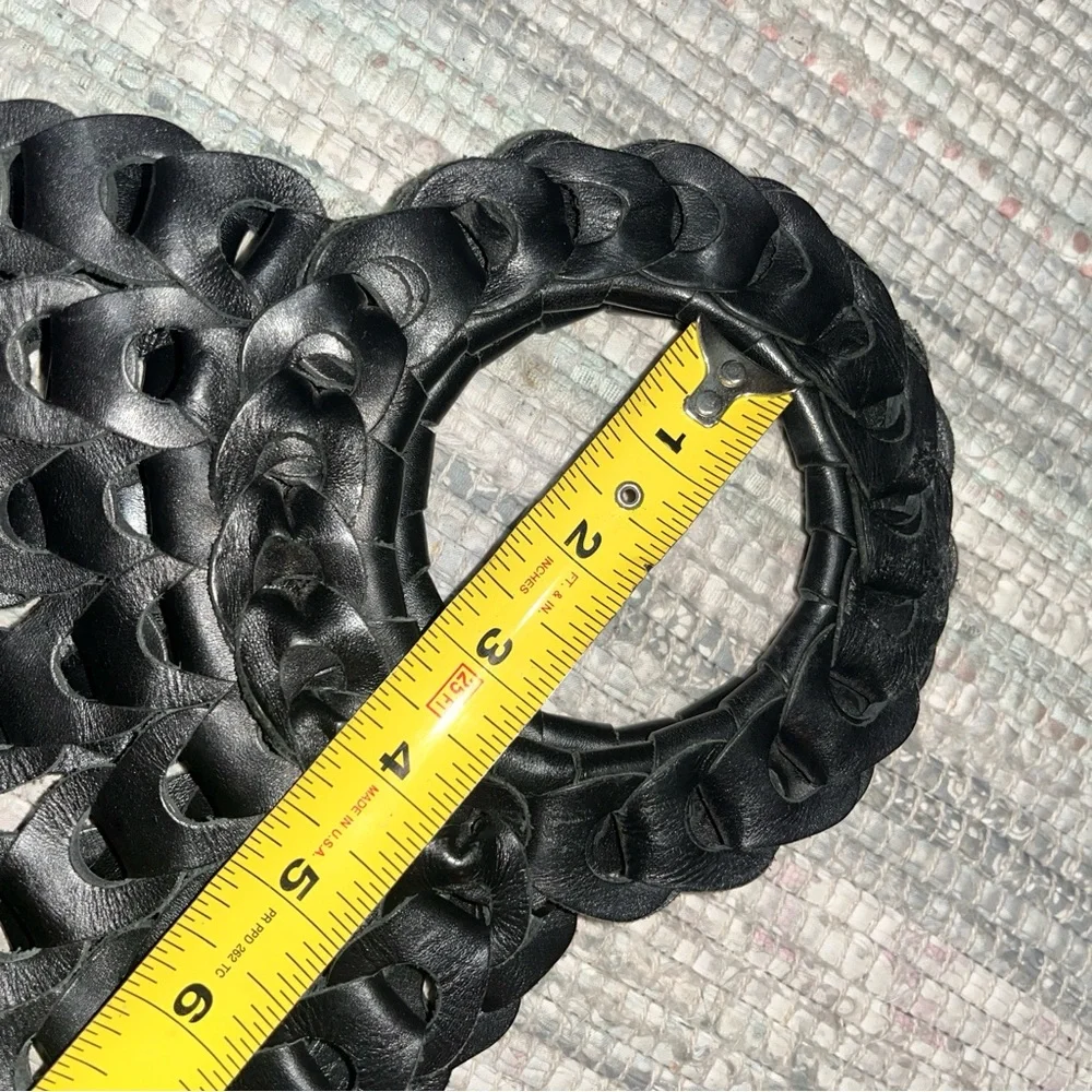 Black leather Patricia Nash purse - Picture 9 of 10